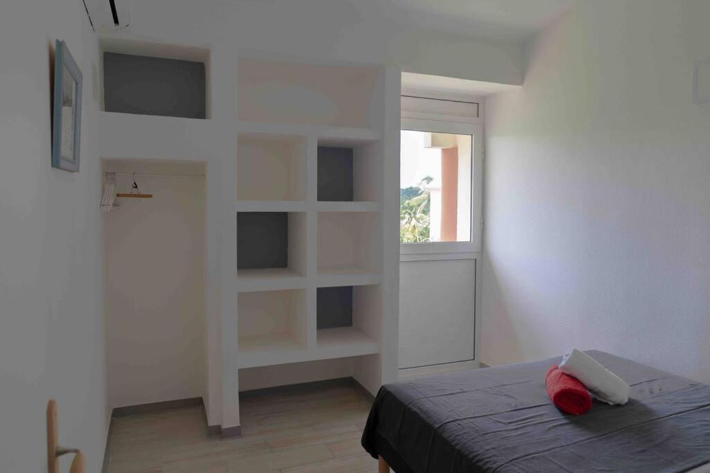 Blue Lagoon Appart En Residence Acces Plage Le Gosier  Esterno foto